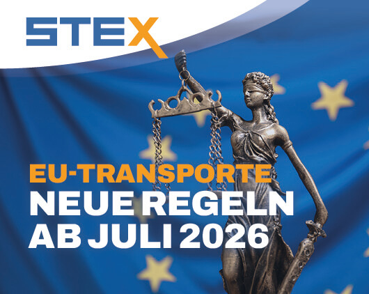 **Illustration mit Justitia vor einer EU-Flagge und dem Schriftzug „EU-Transporte: Neue Regeln ab Juli 2026“