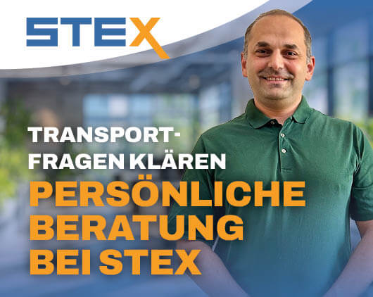 Mitarbeiter Georg aus dem STEX-Kundenservice vor unscharfem Bürohintergrund. Eingeblendeter Schriftzug: „Transportfragen klären: Persönliche Beratung bei STEX“.